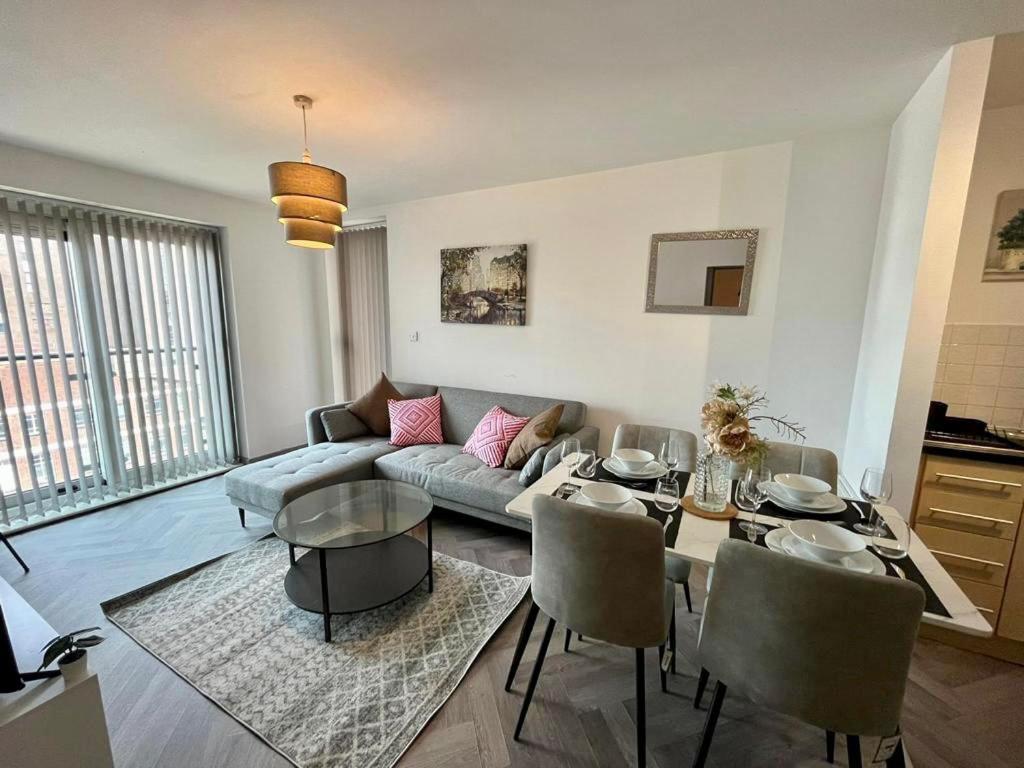 Luxury 02 Academy City Centre 2 Bed Apartment Mailbox Bullring Leisure & Families Birmingham Esterno foto
